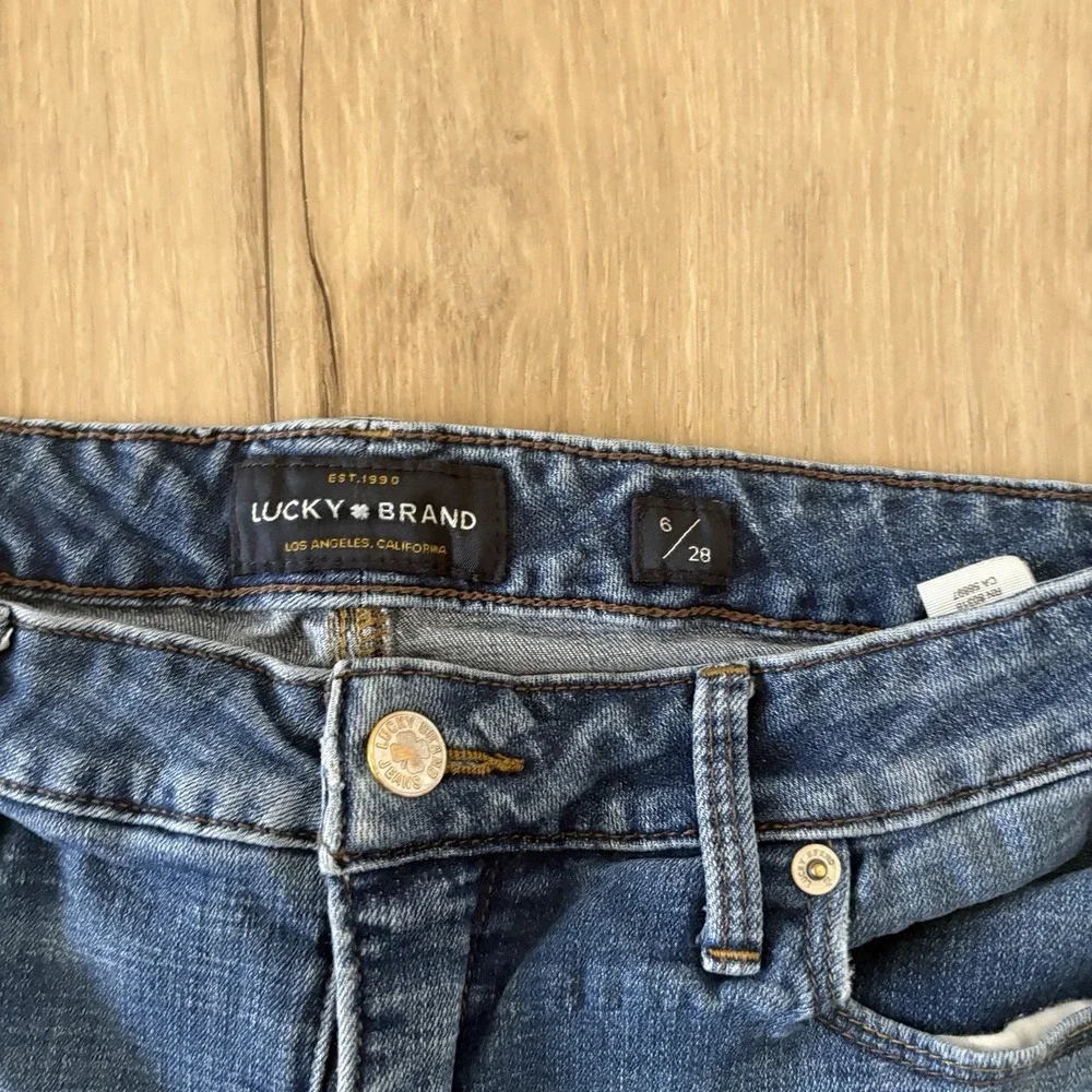 Lucky Brand Women's Hayden Crop Jeans Size 6 / 28 Mid Rise Blue Stretch Denim
